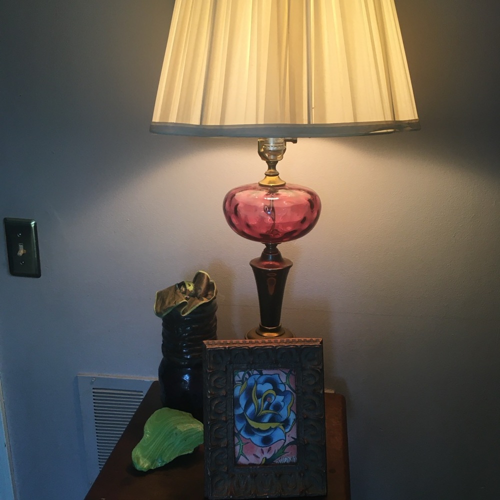 Pink Glass Table Lamp Fenton Cranberry Coin dot